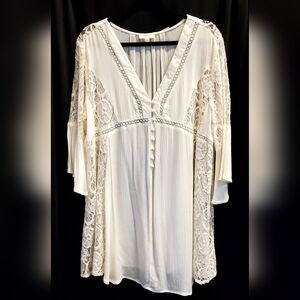 Umgee cream crinkle, ruffled sleeve, lace sided v neck dress